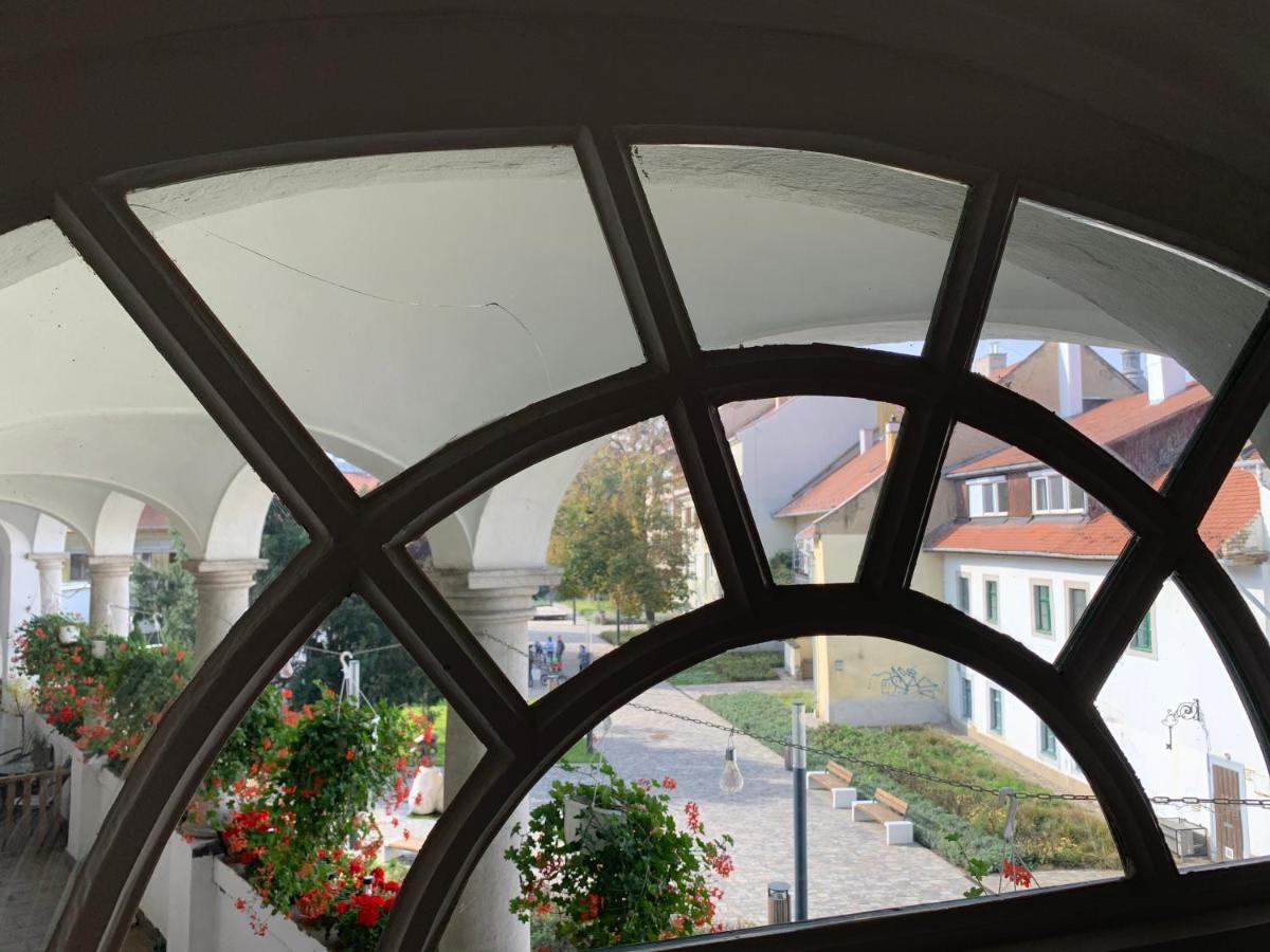 Forst-Haz Apartman エゲル エクステリア 写真