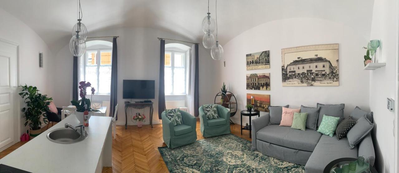 Forst-Haz Apartman エゲル エクステリア 写真